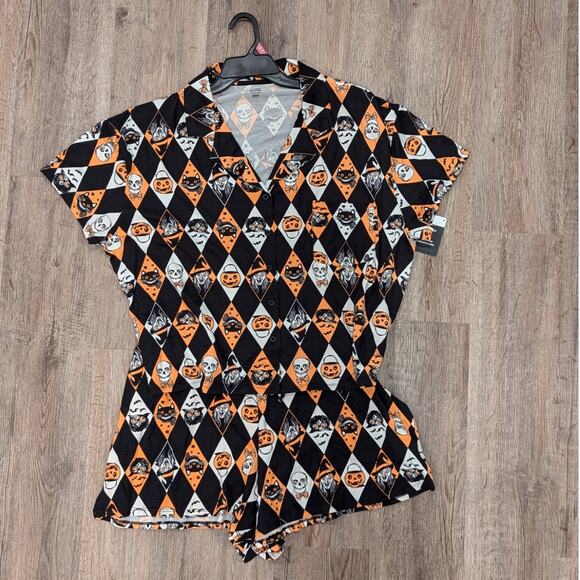 Celebration Halloween Inc Other - Halloween Women's Black Soot Diamond Print Shorty Pajama PJ Set 2-Piece Size 2XL